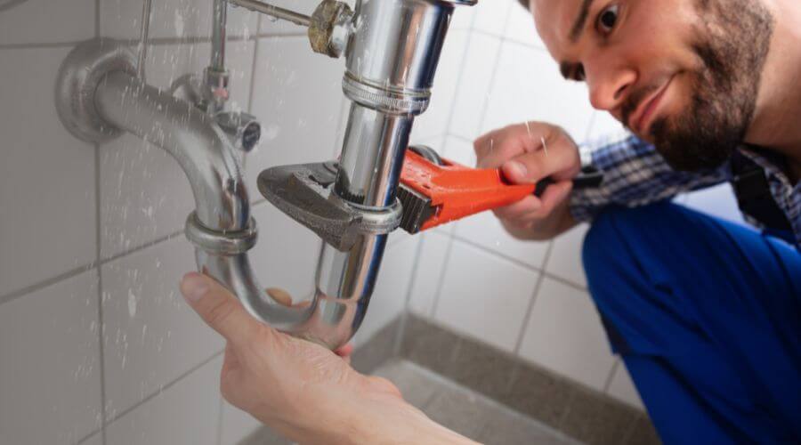 Professional same day plumber services in Grovertown, IN